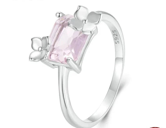 Anillo Rosa de Florecitas Circonias Cúbicas y plata 925 ley.